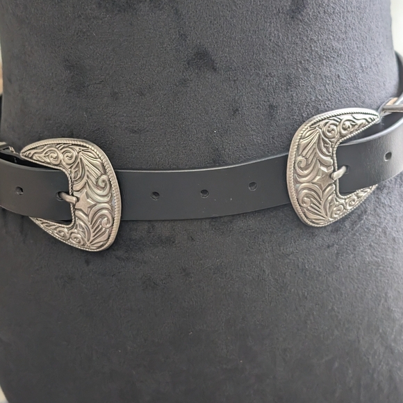 Double Buckle Waist Belt Women's Black - Picture 5 of 8